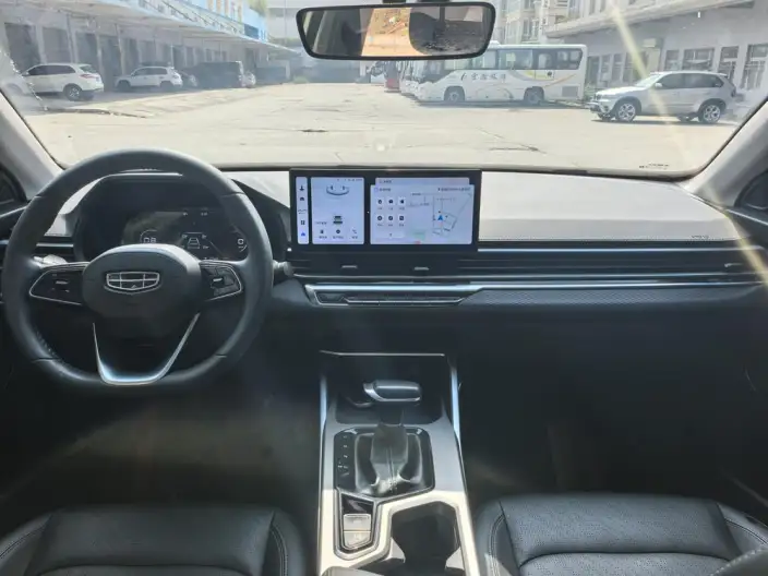 Geely Emgrand 2023 Model No. 4 Gen Champion Edition 1.5L CVT Noble Model – фото 10