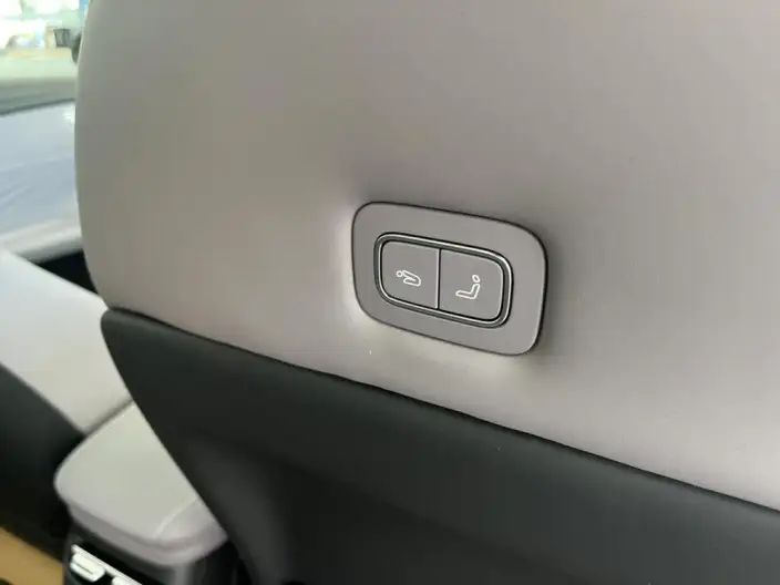 Roewe M7 DMH 2025 Model 160km Premium – фото 8