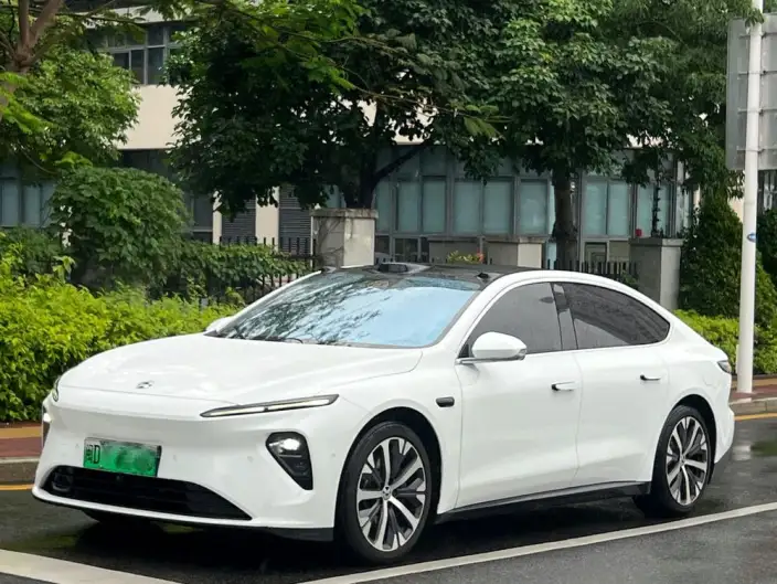 NIO ET7 2024 Model 75kWh Executive Signature Edition – фото 1