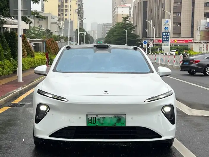 NIO ET7 2024 Model 75kWh Executive Signature Edition – фото 2