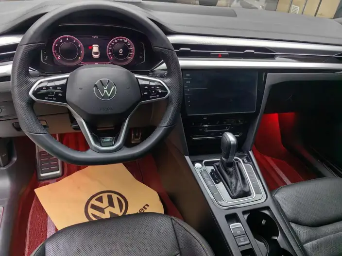 Volkswagen CC 2024 Model 380TSI Eye-catching version – фото 10