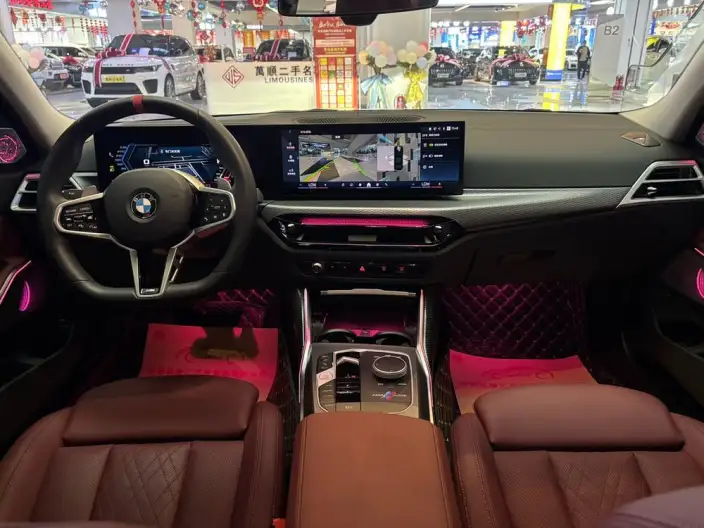 BMW 3 Series 2025 Model 330i M Sports Night Set – фото 9