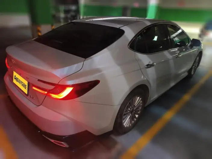 Toyota Camry 2024 Model Hybrid 2.0HE Elite Edition – фото 2