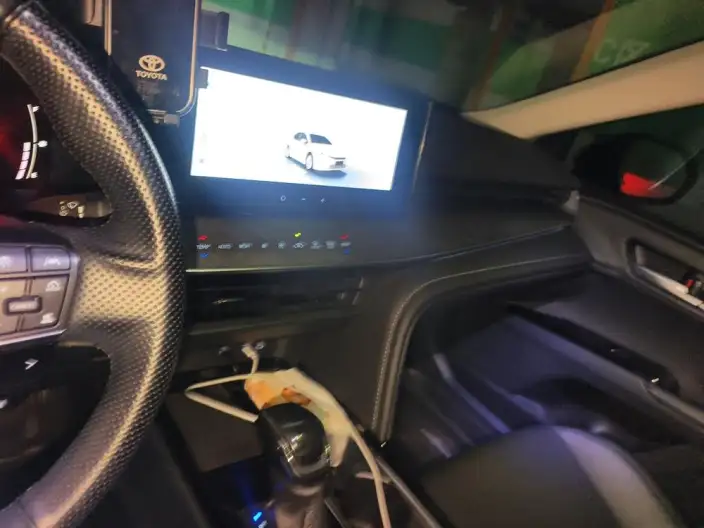 Toyota Camry 2024 Model Hybrid 2.0HE Elite Edition – фото 8