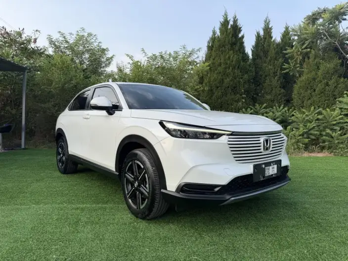 Honda Vezel 2023 Model 1.5L CVT Elite Edition – фото 3
