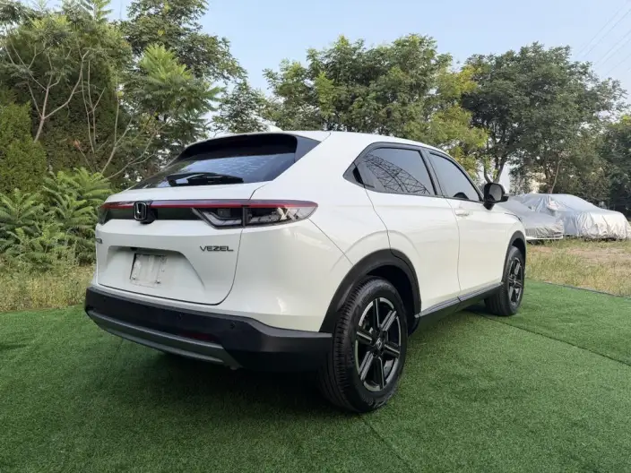 Honda Vezel 2023 Model 1.5L CVT Elite Edition – фото 7
