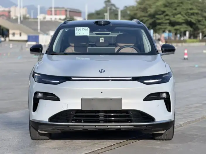Leapmotor C11 2026 Model EV Edition 640 LiDAR Zhizun Edition – фото 2