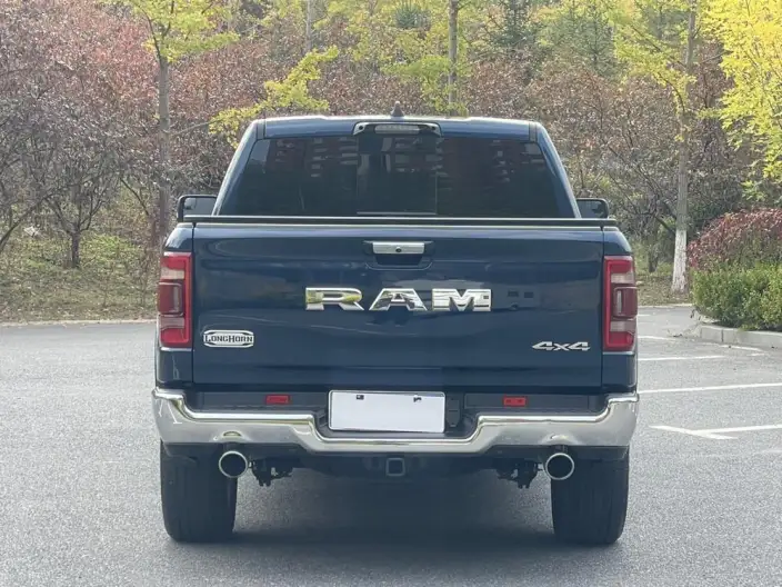 RAM Trucks 2024 Model 5.7L Automatic 4WD 5 seat Parallel Imported – фото 6