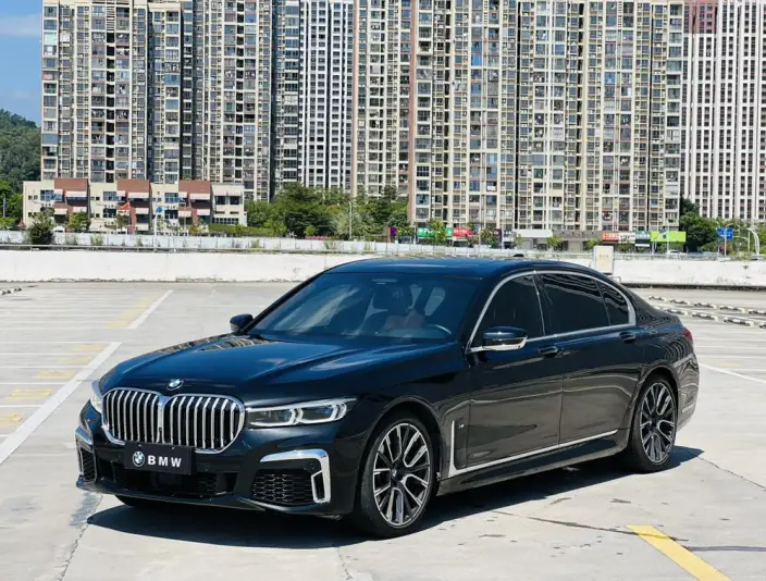 BMW 7 Series 2021 Model 740Li xDrive Executive Model M Sports Set – фото 1