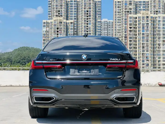 BMW 7 Series 2021 Model 740Li xDrive Executive Model M Sports Set – фото 5