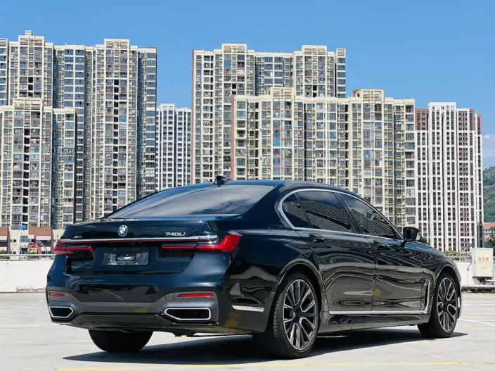 BMW 7 Series 2021 Model 740Li xDrive Executive Model M Sports Set – фото 6
