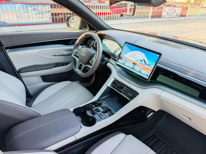 BYD Song PLUS DM 2025 Model DM-i 112KM Zunrong Model – фото 7