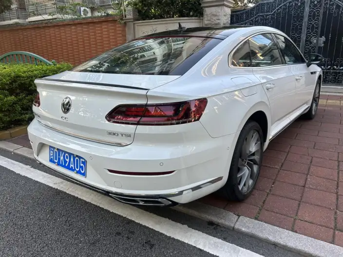 Volkswagen CC 2024 Model 380TSI Eye-catching version – фото 4