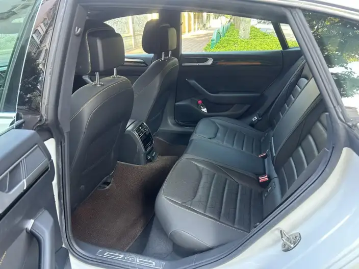 Volkswagen CC 2024 Model 380TSI Eye-catching version – фото 8