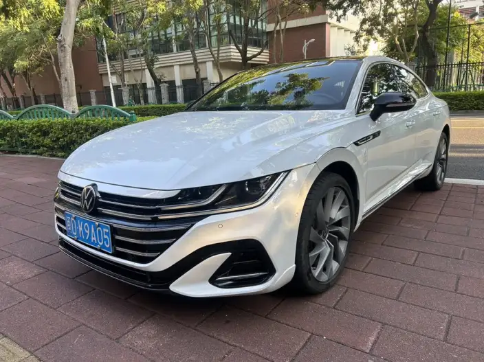 Volkswagen CC 2024 Model 380TSI Eye-catching version – фото 10