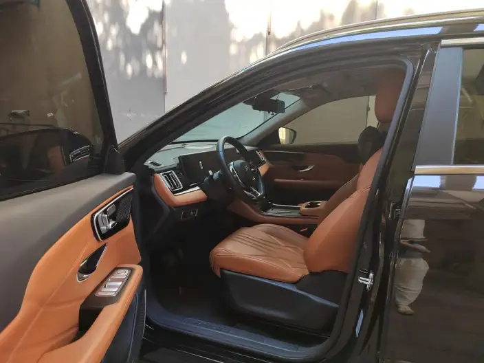 **Jetour Mountain Sea L7** 2024 Model 1.5TD DHT PRO – фото 9