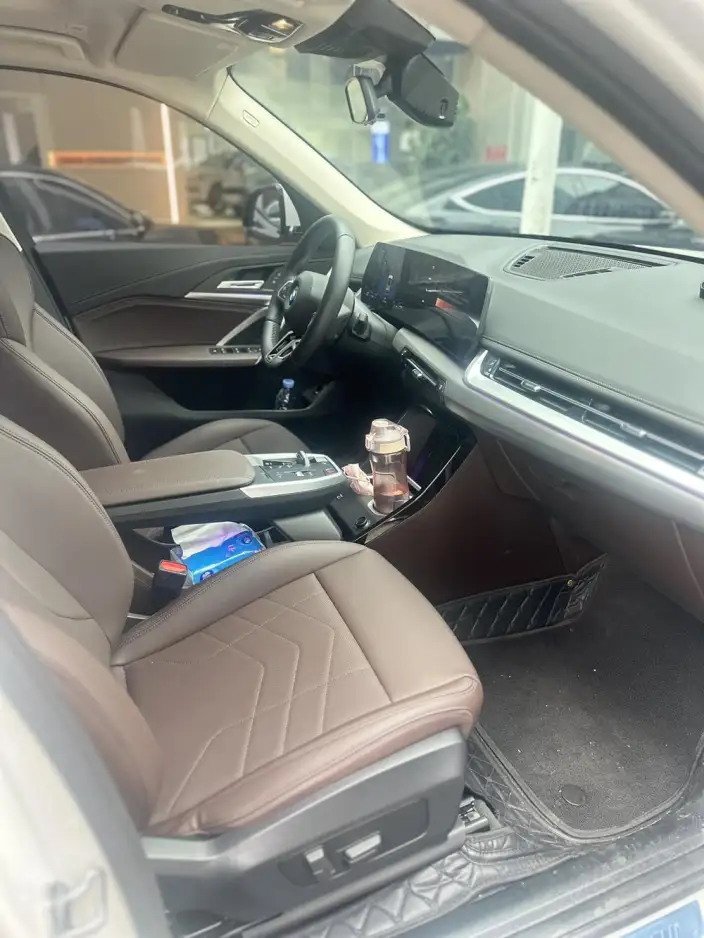 BMW X1 2023 Model sDrive25Li M Sports Set – фото 10