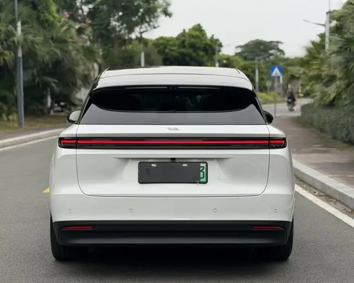 Li Auto i6 2025 Model 2WD Standard Edition – фото 6