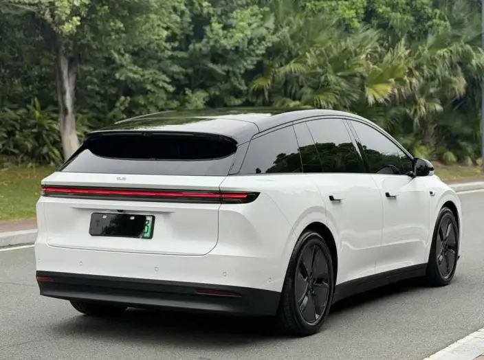 Li Auto i6 2025 Model 2WD Standard Edition – фото 7