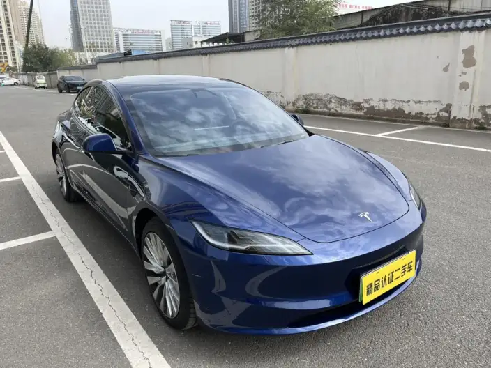 Model 3 2025 Model Long Battery Life Pro All-wheel drive version – фото 3
