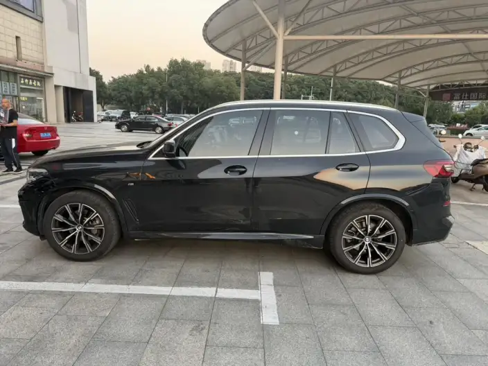 BMW X5 Imported 2022 Model xDrive30i M Sports Set – фото 3