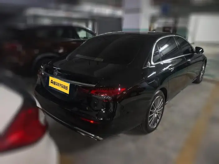Mercedes-Benz E-Class 2022 Model E 260 L sedan – фото 2