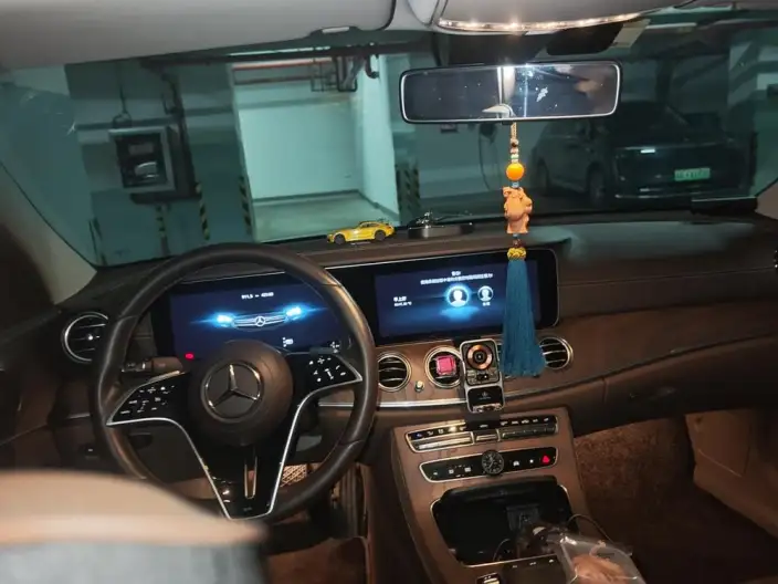 Mercedes-Benz E-Class 2022 Model E 260 L sedan – фото 5