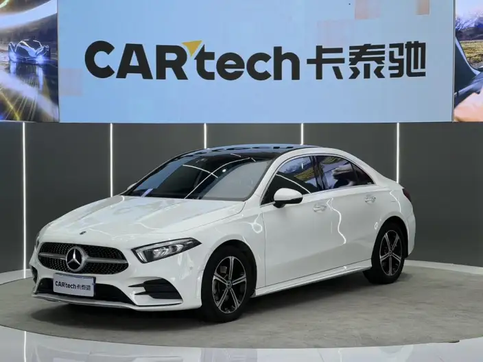 Mercedes-Benz A-class 2022 Model Facelift A 200 L Sports sedan Fashion Edition – фото 1