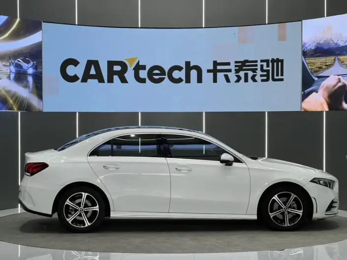Mercedes-Benz A-class 2022 Model Facelift A 200 L Sports sedan Fashion Edition – фото 8