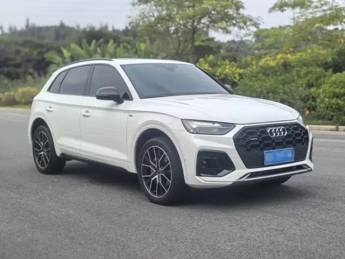 Audi Q5L 2024 Model 45TFSI Luxury Dynamic Model – фото 3