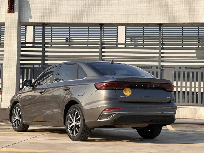 Geely Emgrand 2022 Model No. 4 Gen 1.5L CVT Flagship Model – фото 3