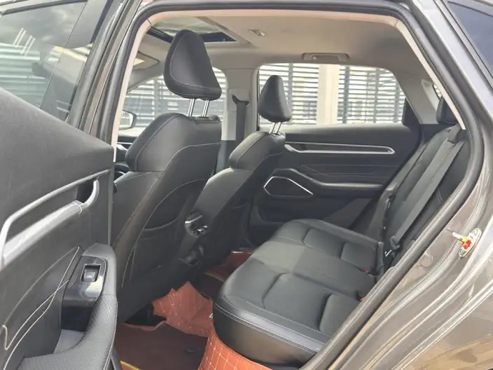 Geely Emgrand 2022 Model No. 4 Gen 1.5L CVT Flagship Model – фото 9