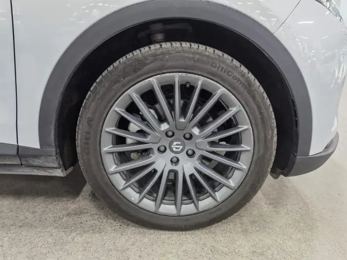 Leapmotor C11 2024 Model EV Edition 515 Smart Edition – фото 7