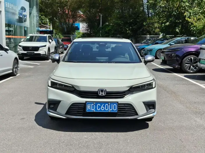 Honda Civic 2022 Model 2.0L e:HEV Speed Edition – фото 2