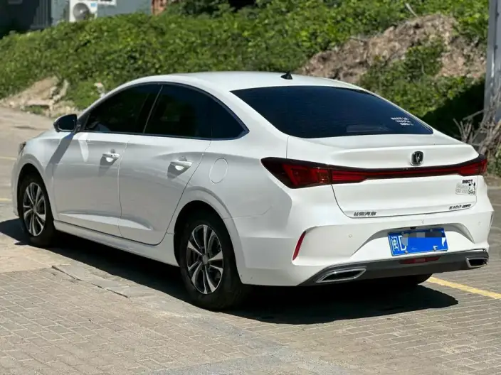 Changan Eado 2022 Model PLUS Blue whale NE 1.4T GDI DCT Noble Model – фото 4