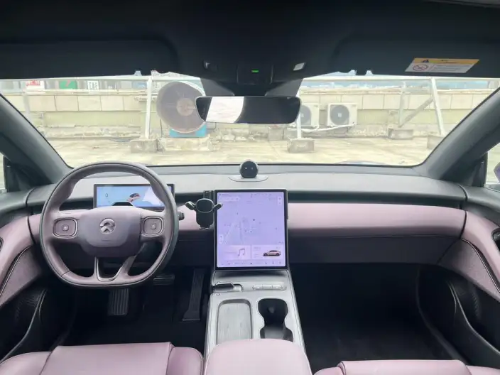 NIO ET5 2022 Model 75kWh – фото 8