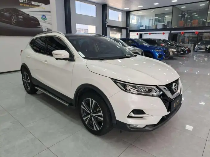 Nissan Qashqai 2022 Model 2.0L XV Prem. Deluxe Edition – фото 3