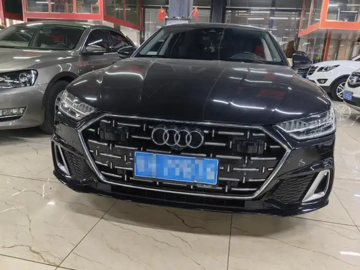 Audi A7 L 2024 Model 45 TFSI Luxury Model – фото 2