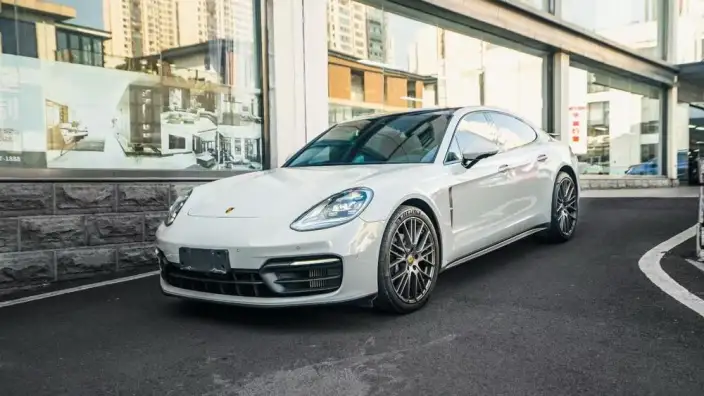 Panamera 2023 Model Facelift Panamera 2.9T Platinum edition – фото 1