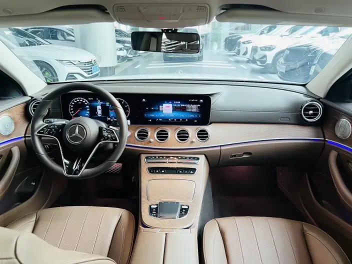 Mercedes-Benz E-Class 2023 Model E 300 L Luxury Model sedan – фото 7