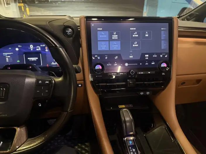 Vellfire 2023 Model Toyota Crown 2.5L Intelligent Hybrid 4WD Supreme Executive Edition – фото 5