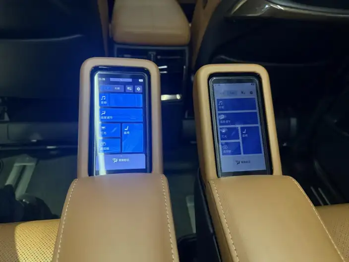 Vellfire 2023 Model Toyota Crown 2.5L Intelligent Hybrid 4WD Supreme Executive Edition – фото 6