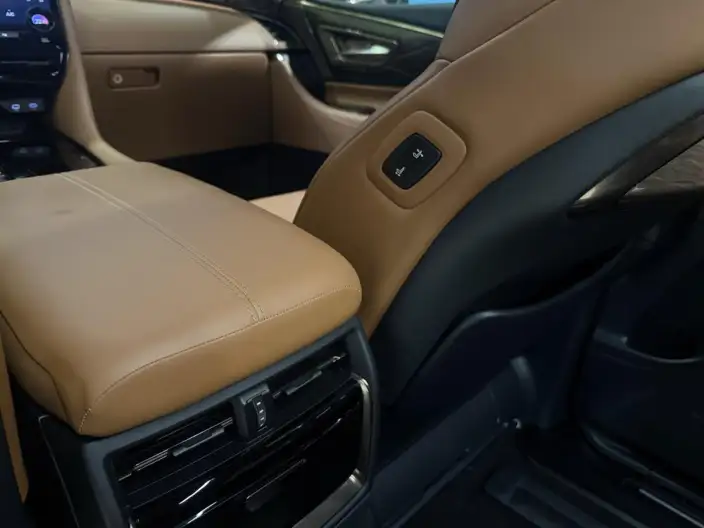 Vellfire 2023 Model Toyota Crown 2.5L Intelligent Hybrid 4WD Supreme Executive Edition – фото 8