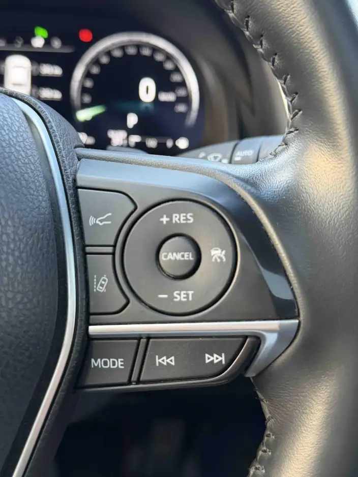 Toyota Camry 2023 Model 2.5G Deluxe Edition – фото 10