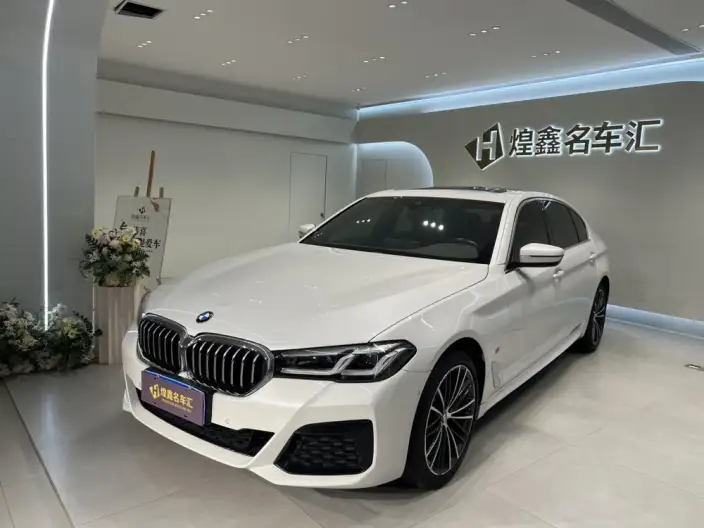 BMW 5 Series 2022 Model Facelift II 530Li Leading Model M Sports Set – фото 1