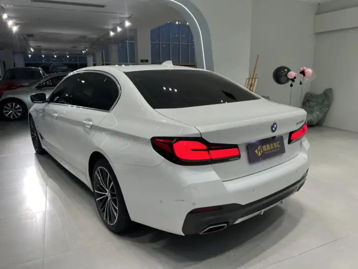 BMW 5 Series 2022 Model Facelift II 530Li Leading Model M Sports Set – фото 4