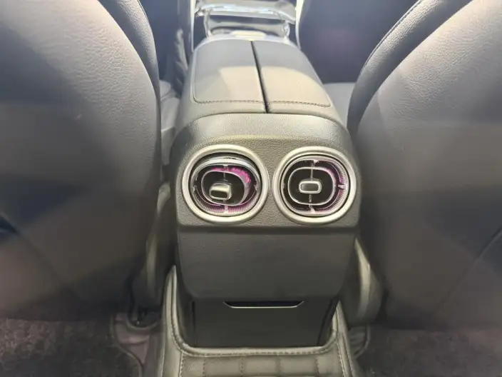 Mercedes-Benz C-Class 2025 Model C 260 L Sports Edition – фото 6