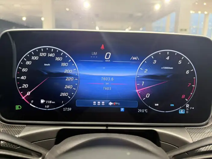 Mercedes-Benz C-Class 2025 Model C 260 L Sports Edition – фото 9