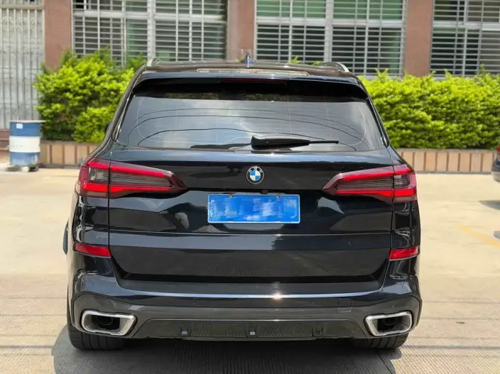 BMW X5 2022 Model xDrive 40Li Exclusive Model M Sports Set – фото 6
