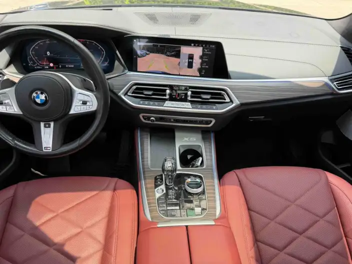 BMW X5 2022 Model xDrive 40Li Exclusive Model M Sports Set – фото 9